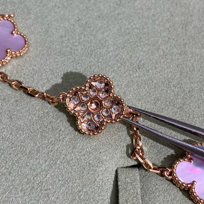 [Kismet Jewels ]CLOVER 10 MOTIFS DIAMOND PINK MOP NECKLACE