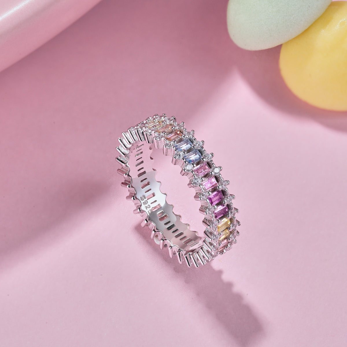 [Kismet Jewels ]Splashy Ornate Emerald Cut Cocktail Ring