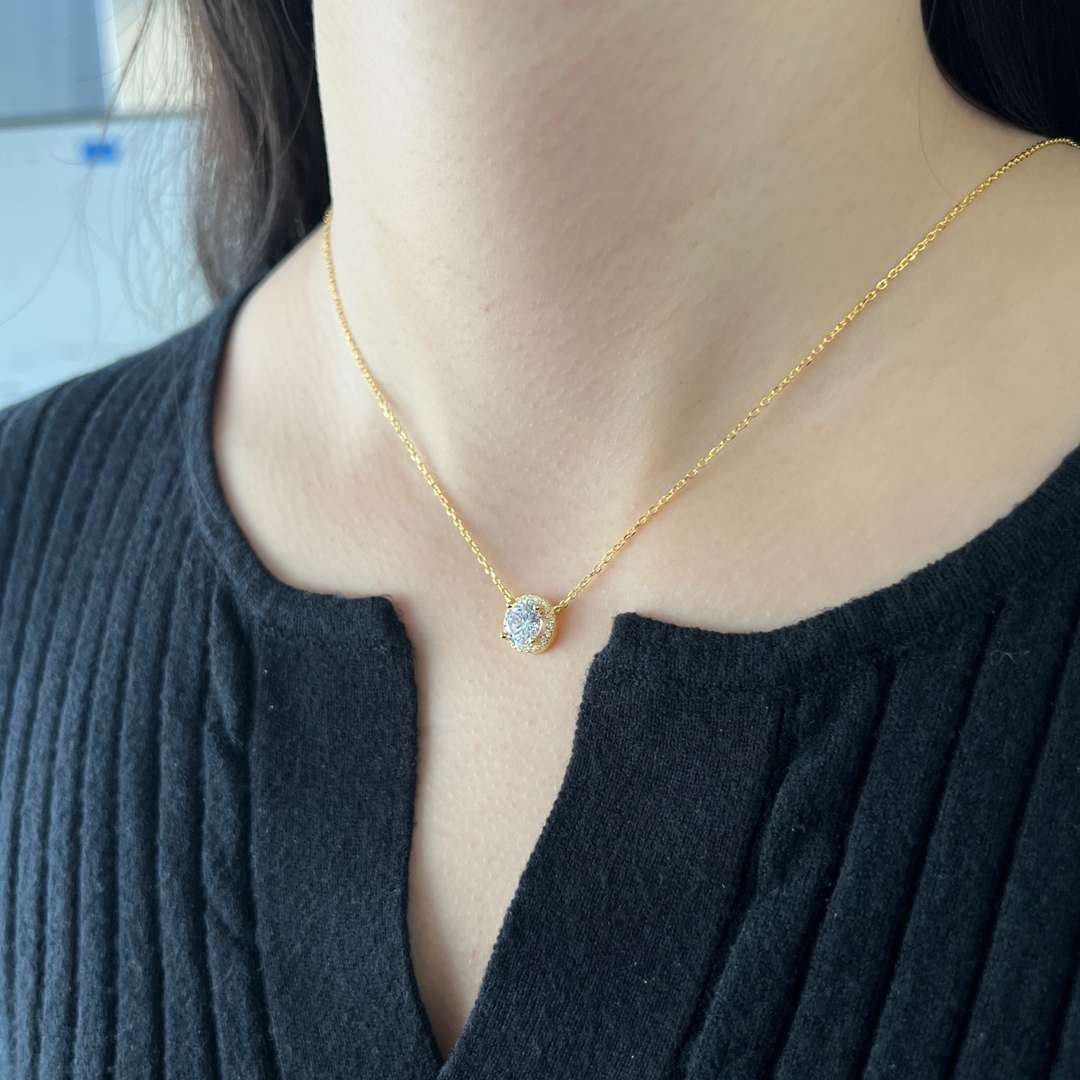[Kismet Jewels ]Luxurious Round Cut Necklace