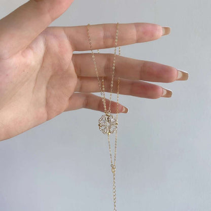 [Kismet Jewels ]Ornate Heart Cut Flower Shape Necklace