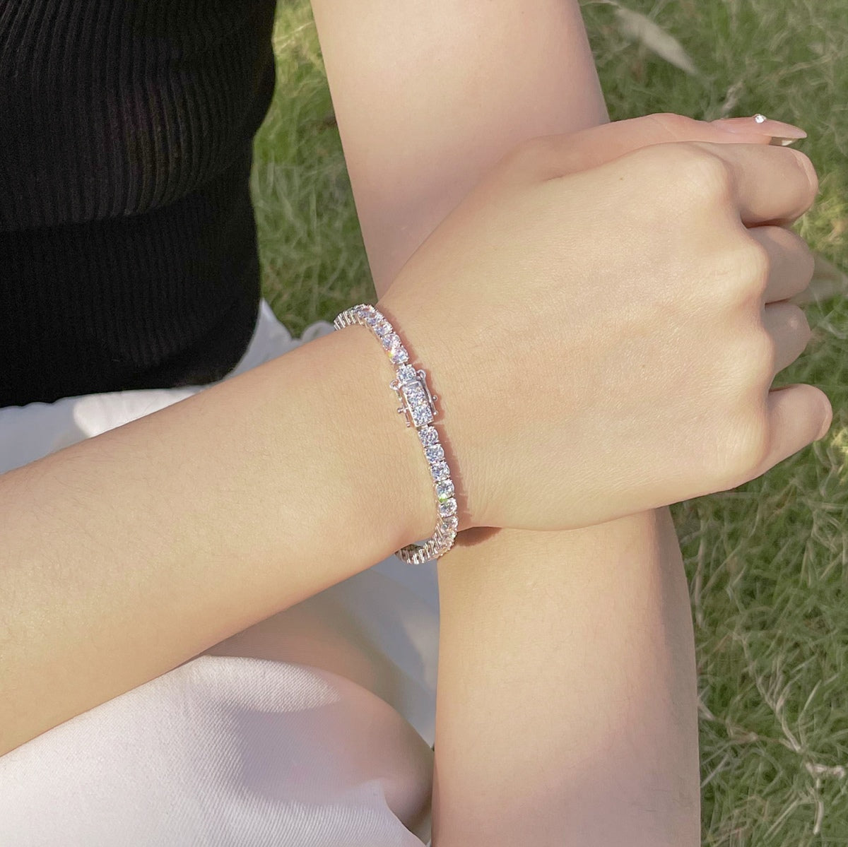 [Kismet Jewels ]Radiant Colorful Round Cut Party Bracelet