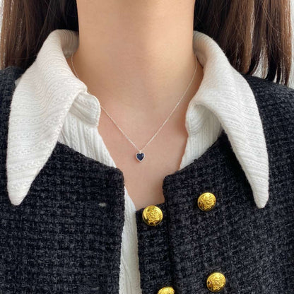 [Kismet Jewels ]Ornate Heart Shape Necklace