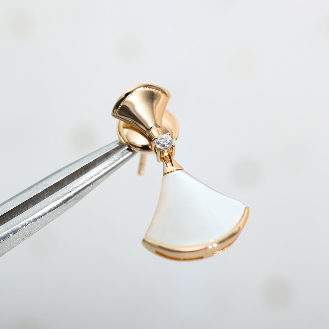 [Kismet Jewels ]DREAM MOP PINK GOLD EARRINGS
