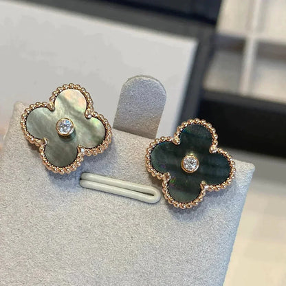 [Kismet Jewels ]CLOVER MEDIUM 1 MOTIFS GRAY MOP  DIAMOND EARRINGS
