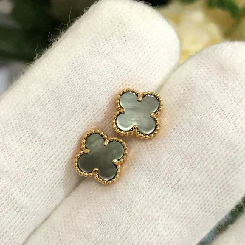 [Kismet Jewels ]CLOVER MINI 9.5MM GRAY MOP EARRINGS