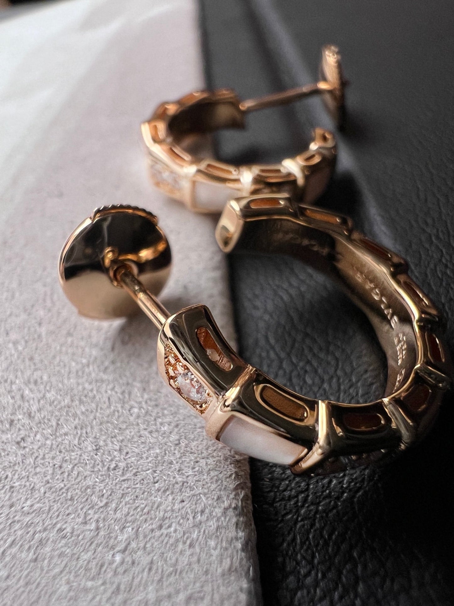 [Kismet Jewels ]SERPENTI MOP PINK GOLD EARRINGS