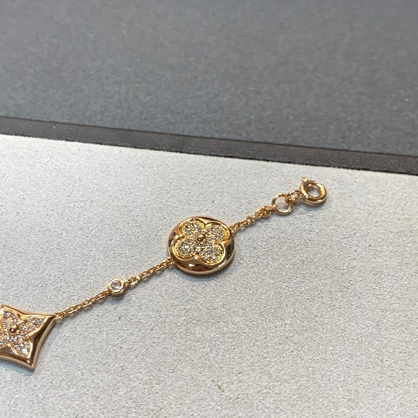 [Kismet Jewels ]STAR AND SUN 4 MOTIFS GOLD DIAMONDS BRACELET