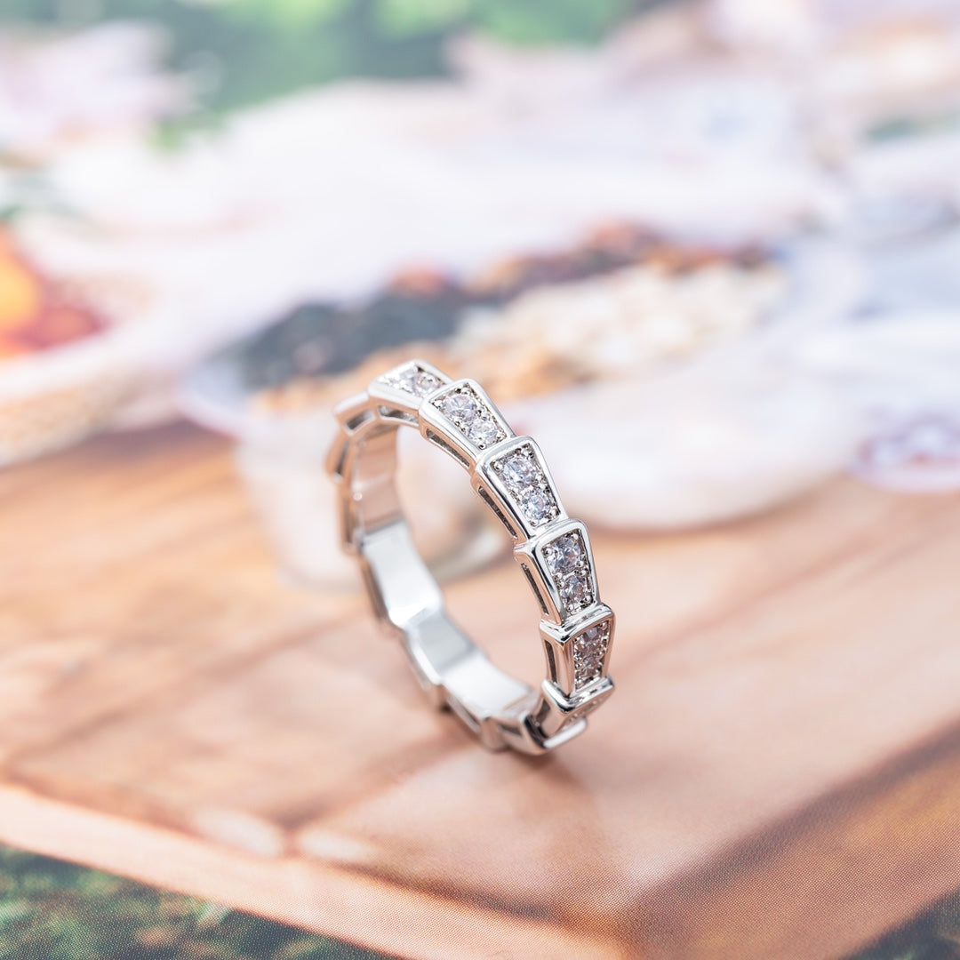 [Kismet Jewels ]SERPENTI RING SILVER DIAMOND PAVED 3MM
