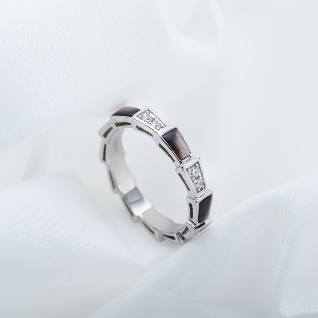 [Kismet Jewels ]SERPENTI RING SILVER  DIAMOND BLACK MOP 3MM