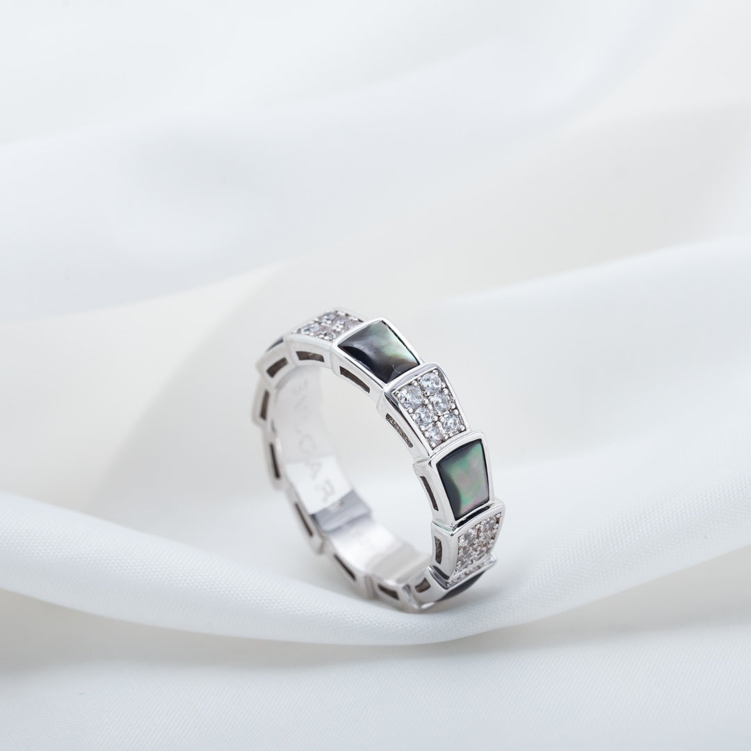 [Kismet Jewels ]SERPENTI RING SILVER DIAMOND BLACK MOP 4MM