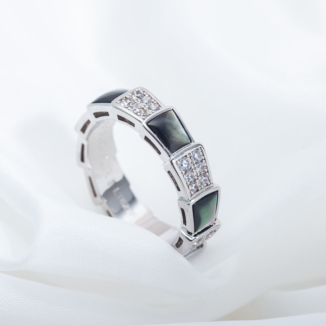 [Kismet Jewels ]SERPENTI RING SILVER DIAMOND BLACK MOP 4MM