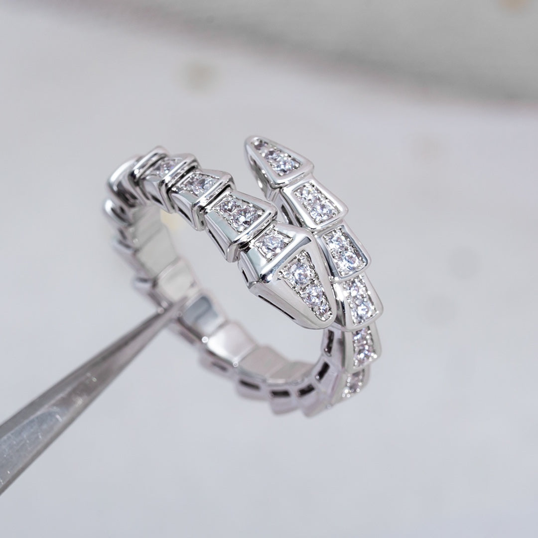 [Kismet Jewels ]SERPENTI RING SILVER DIAMOND PAVED 4MM