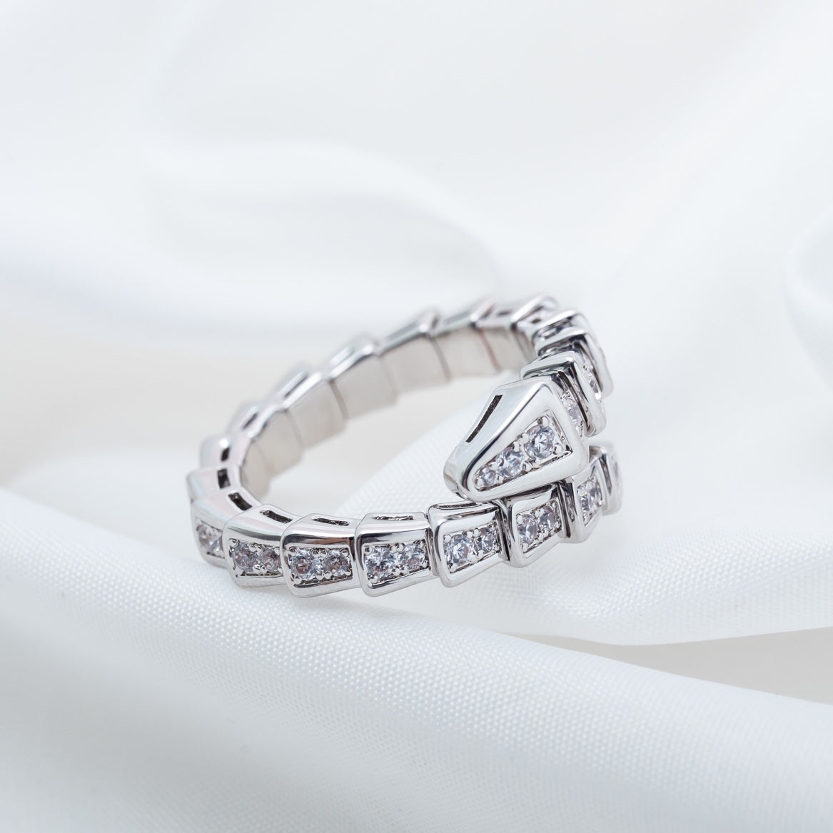 [Kismet Jewels ]SERPENTI RING SILVER DIAMOND PAVED 4MM