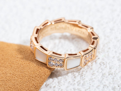 [Kismet Jewels ]SERPENTI RING PINK GOLD MOP DIAMOND PAVED 4MM