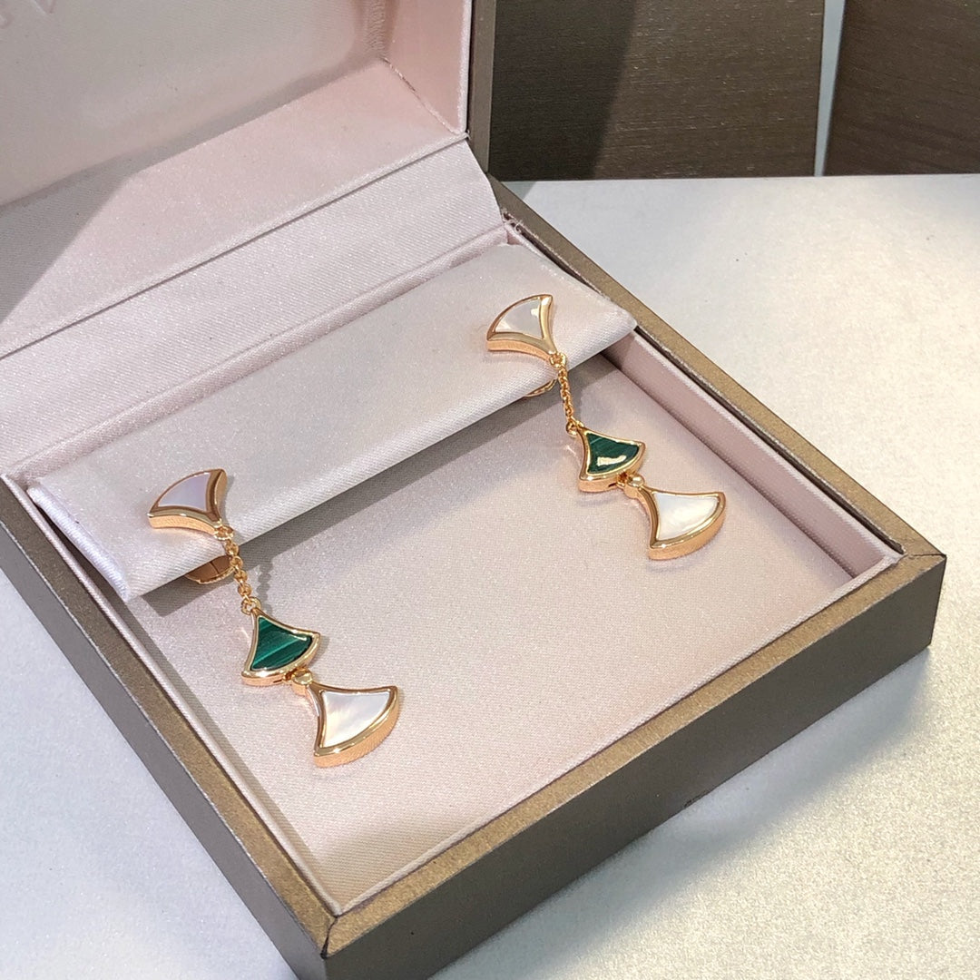 [Kismet Jewels ]DREAM EARRINGS 3 MOTIFS MALACHITE MOP PINK GOLD