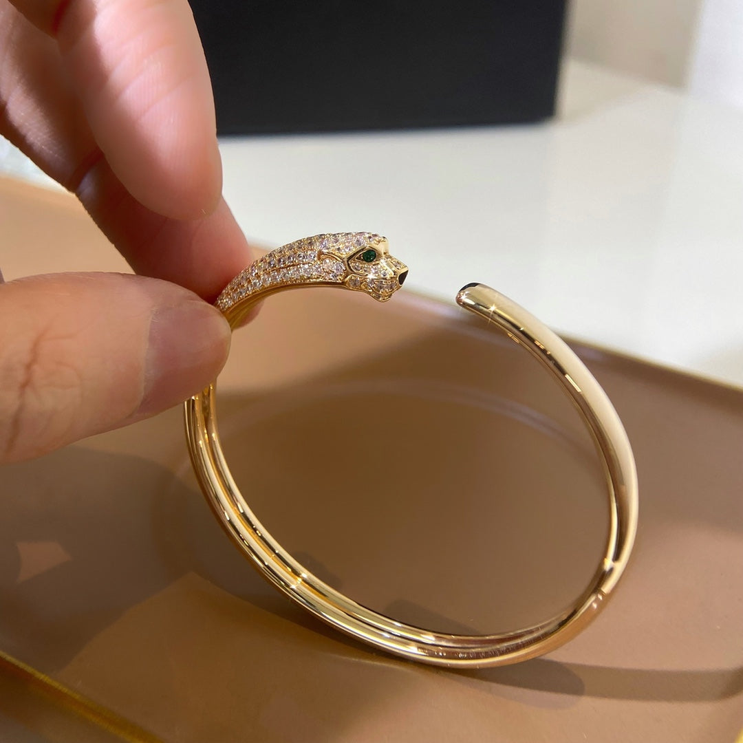 [Kismet Jewels ]PANTHERE GOLD DIAMOND OPEN BRACELET