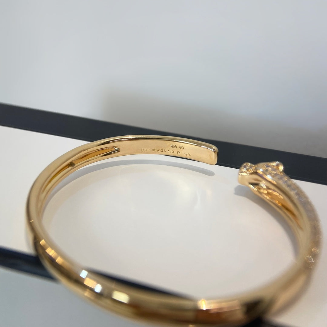[Kismet Jewels ]PANTHERE GOLD DIAMOND OPEN BRACELET