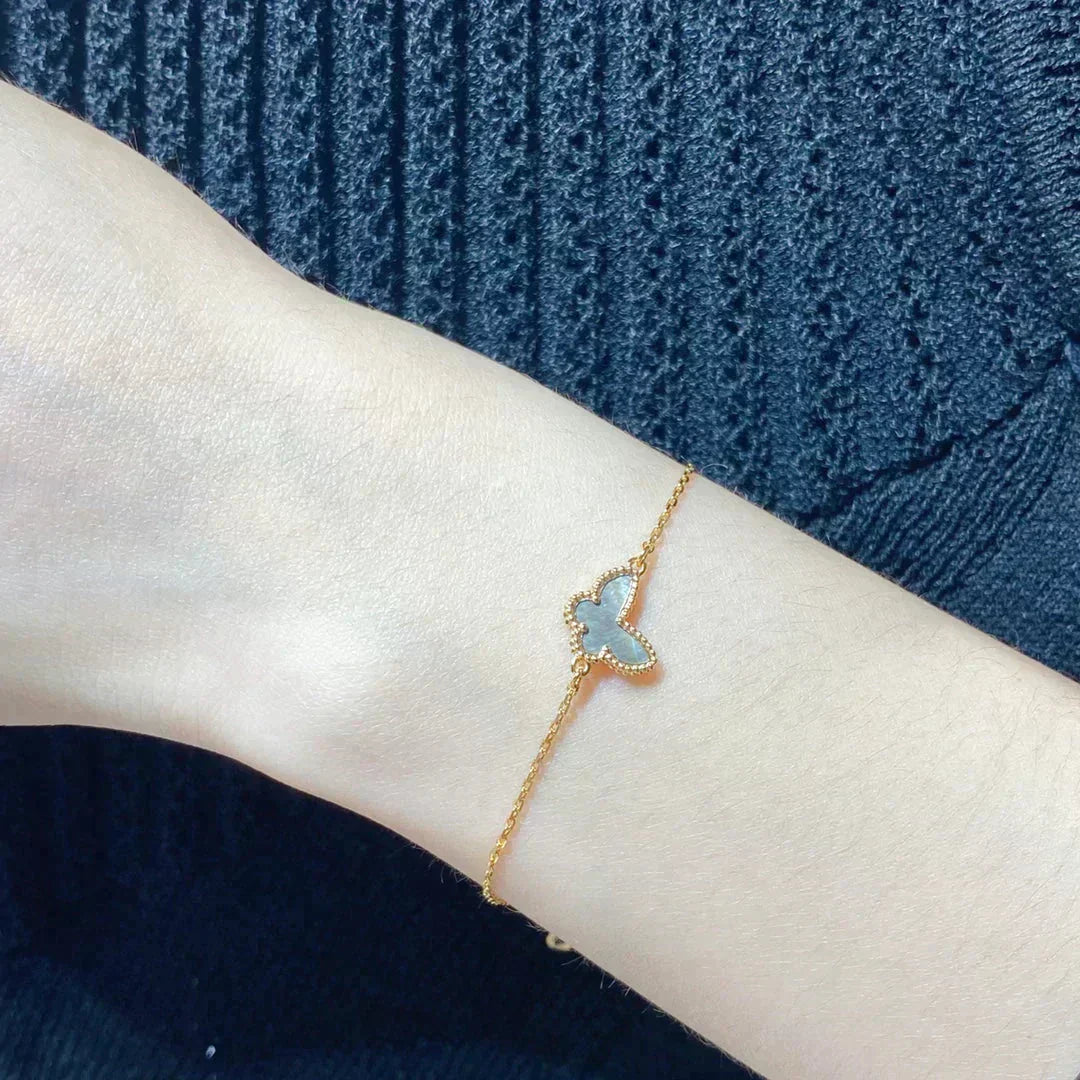 [Kismet Jewels ]BUTTERFLY DARK MOP BUTTERFLY BRACELET