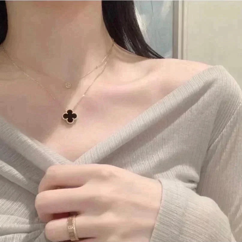 [Kismet Jewels ]CLOVER 15MM BLACK ONYX SINGLE FLOWER NECKLACE
