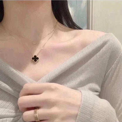 [Kismet Jewels ]CLOVER 15MM BLACK ONYX SINGLE FLOWER NECKLACE