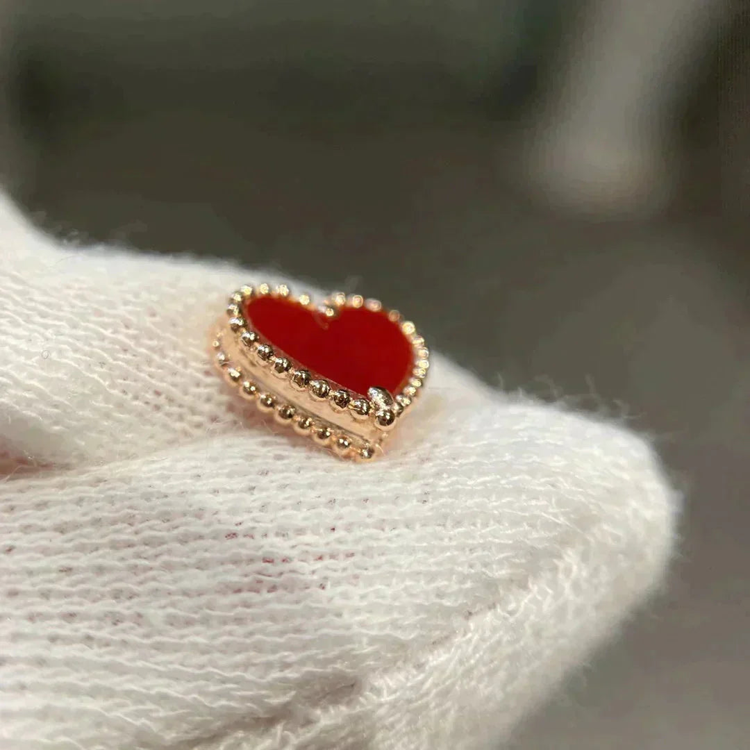 [Kismet Jewels ]HEART CARNELIAN STUD EARRINGS