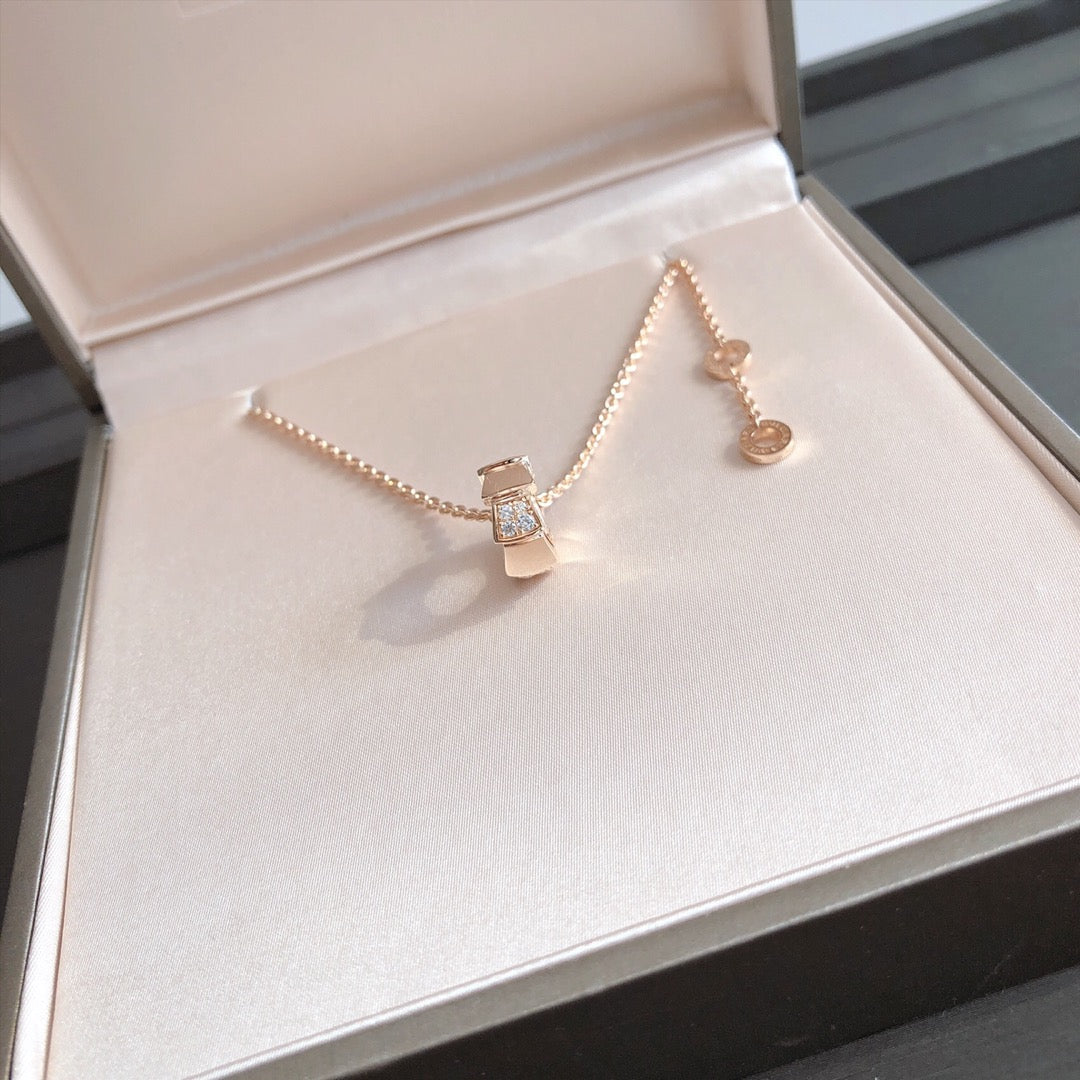 [Kismet Jewels ]SERPENTI PEDANT DIAMOND PINK GOLD NECKLACE