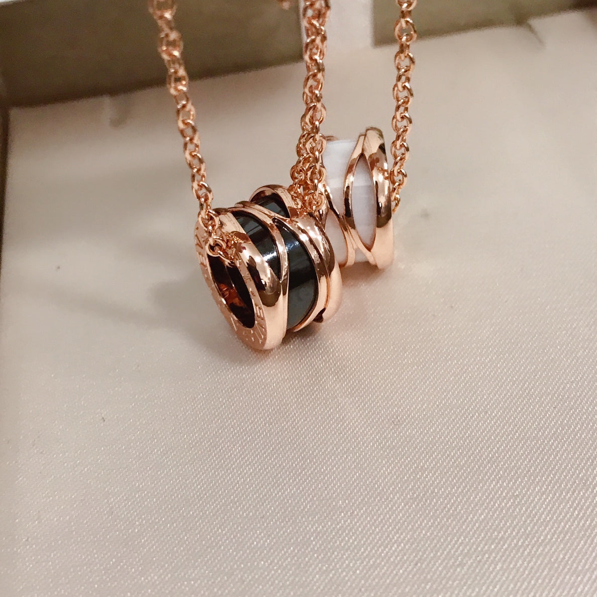 [Kismet Jewels ]ZERO 1 FOUR BAND PINK GOLD CERAMIC