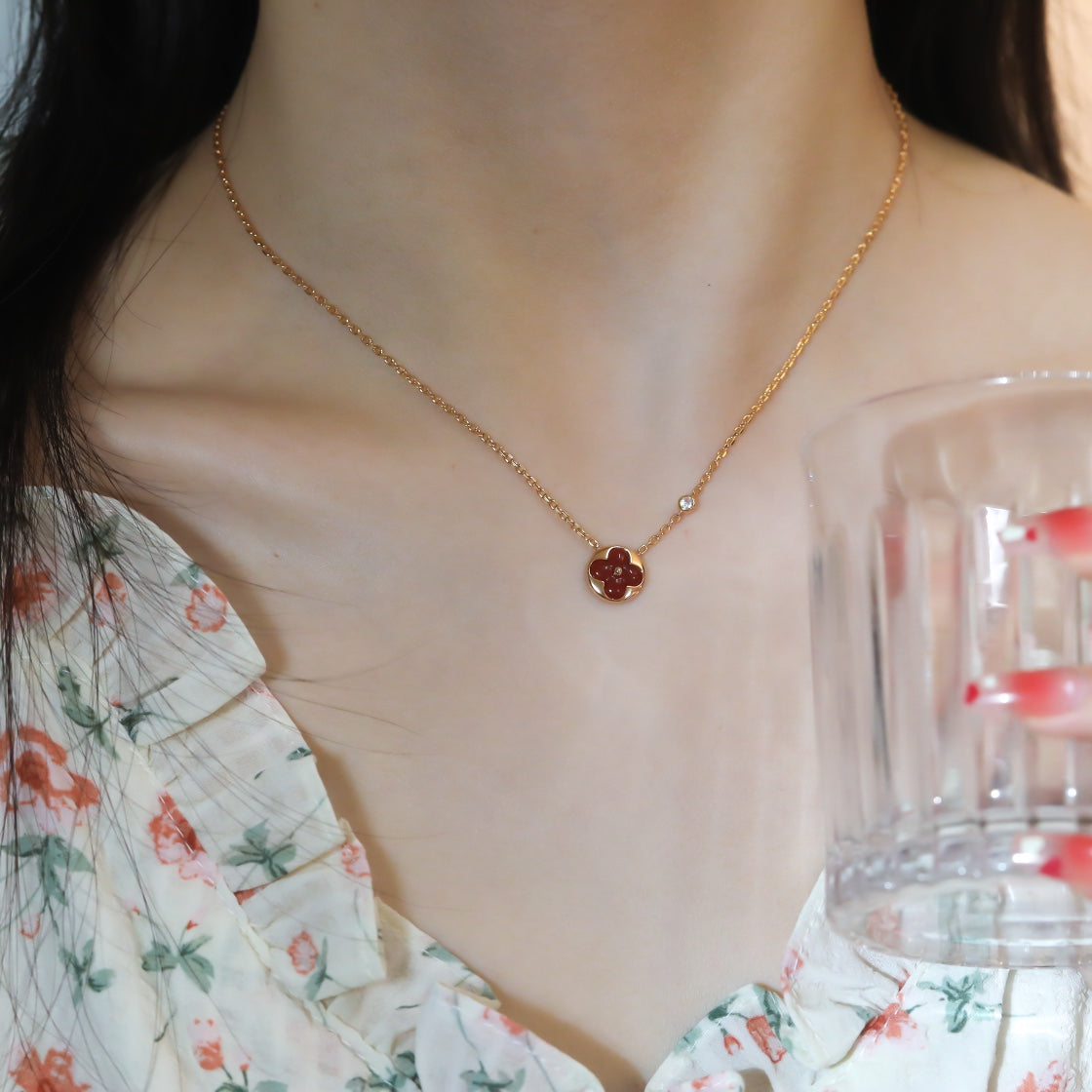 [Kismet Jewels ]SUN PEDANT PINK GOLD 1 DIAMOND NECKLACE