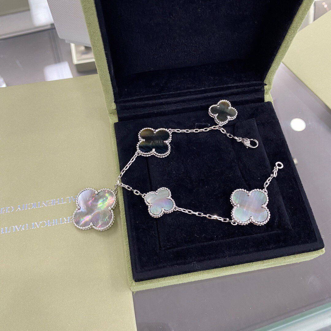 [Kismet Jewels ]CLOVER 5 MOTIFS SIVLER DARK MOP BRACELET