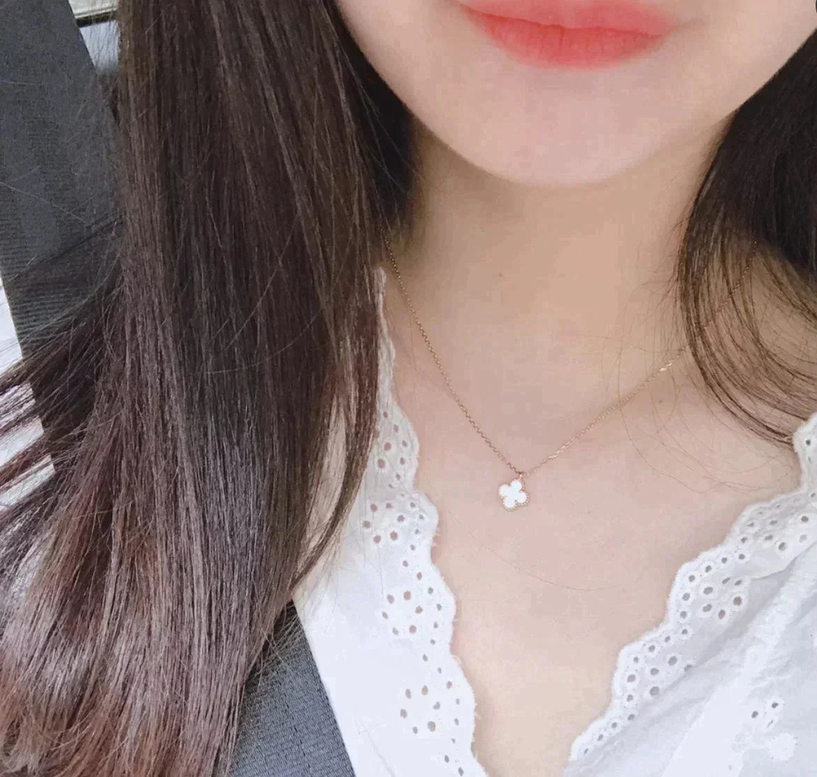 [Kismet Jewels ]CLOVER MINI 9.5MM WHITE MOTHER-OF-PEARL NECKLACE