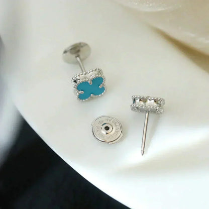 [Kismet Jewels ]CLOVER MINI 9.5MM ONYX STUD EARRINGS SILVER
