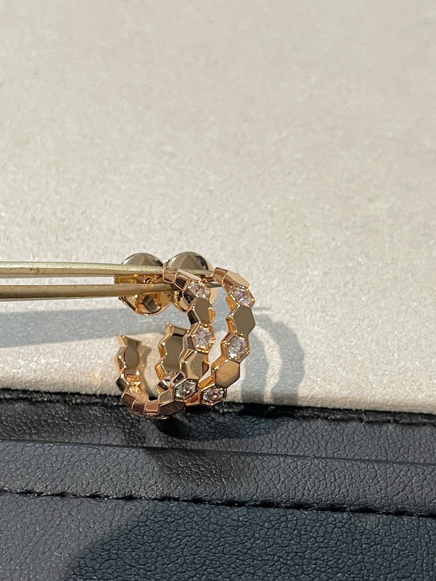 [Kismet Jewels ]Hollow Design Four-Leaf Clover Flower Shape Ring