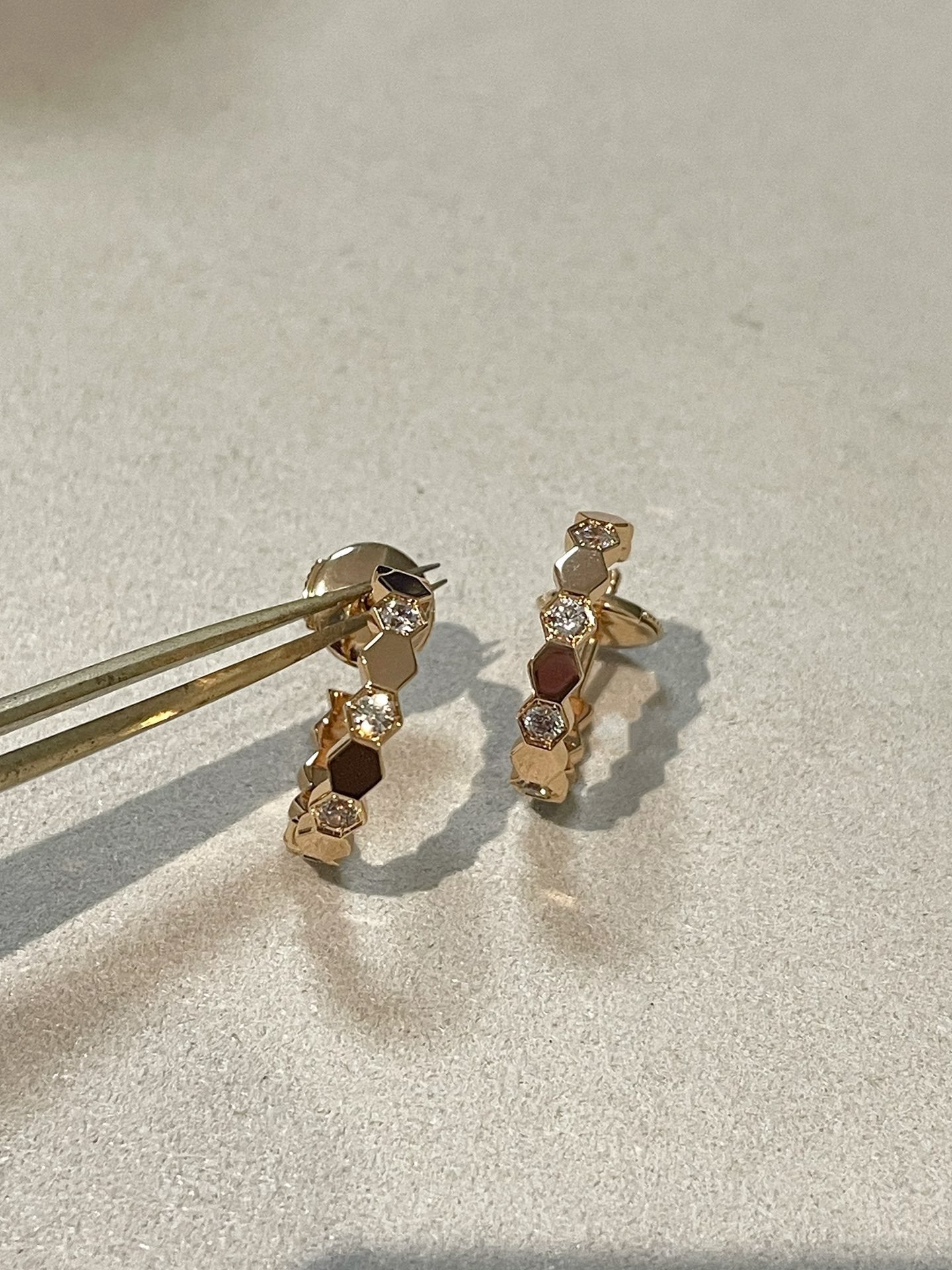 [Kismet Jewels ]Hollow Design Four-Leaf Clover Flower Shape Ring