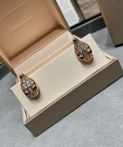 [Kismet Jewels ]SERPENT DIAMOND STUD EARRINGS