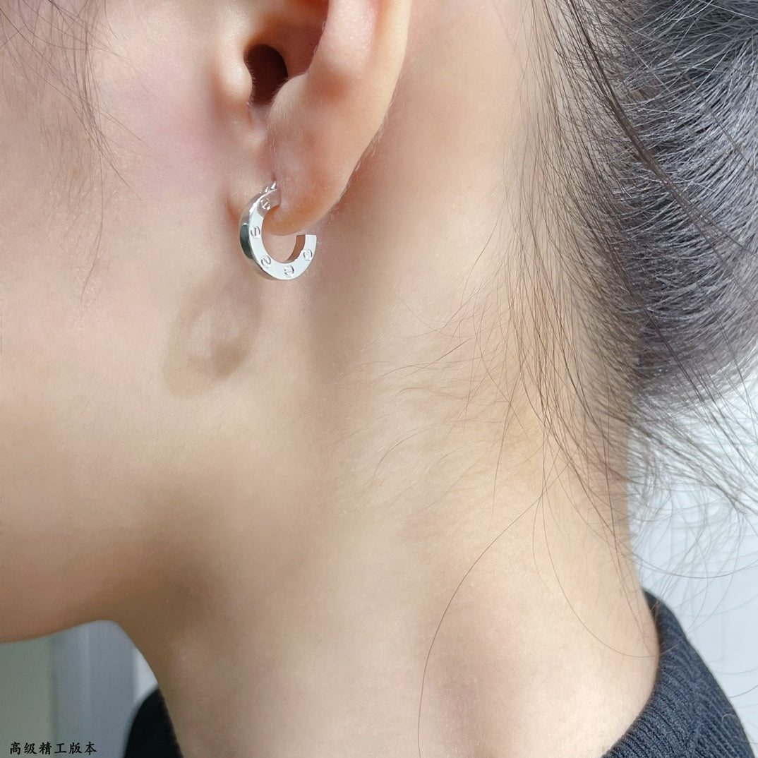 [Kismet Jewels ]LOVE MINI EARRINGS