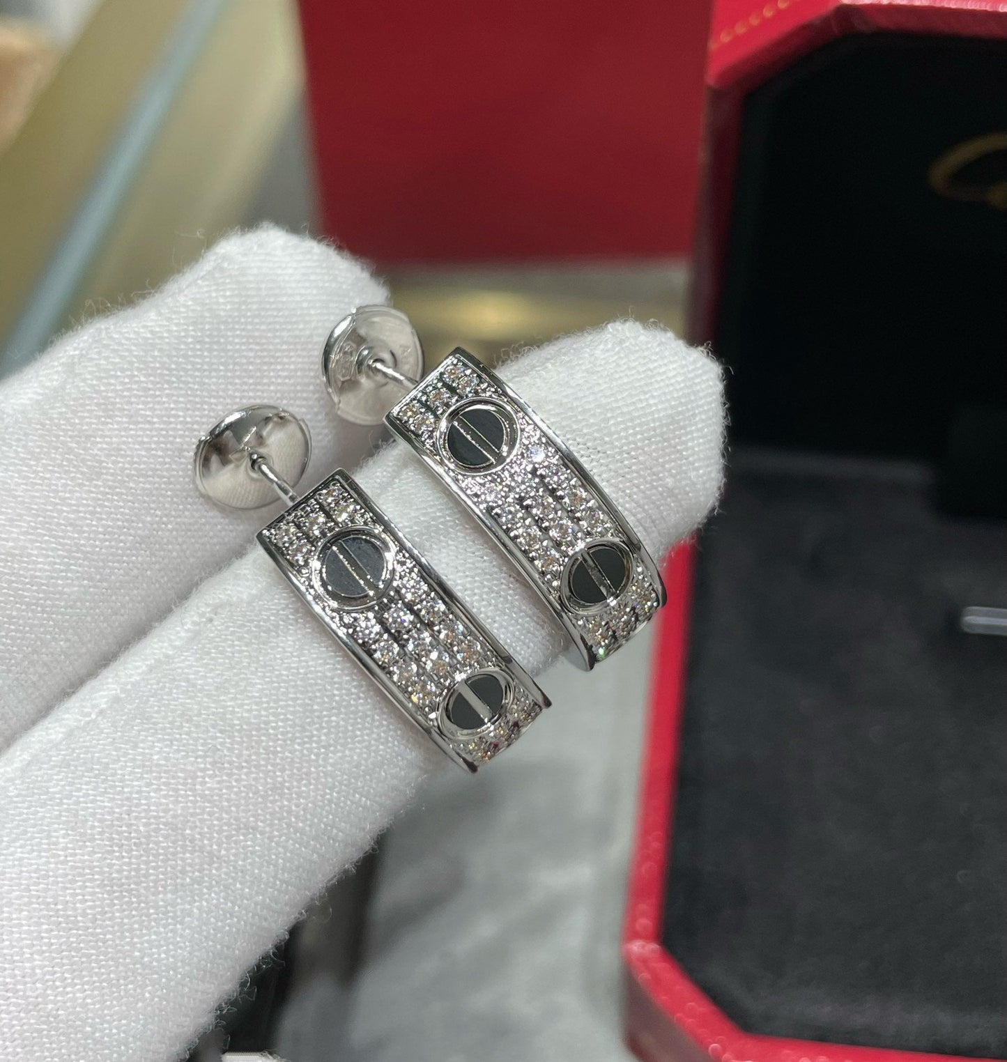 [Kismet Jewels ]LOVE CERAMIC DIAMOND PAVED SILVER EARRINGS