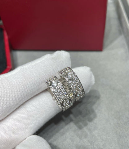 [Kismet Jewels ]LOVE 5.5MM DIAMOND PAVED EARRINGS