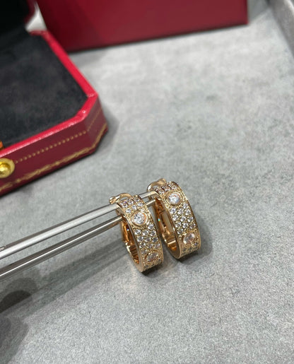 [Kismet Jewels ]LOVE 5.5MM DIAMOND PAVED EARRINGS