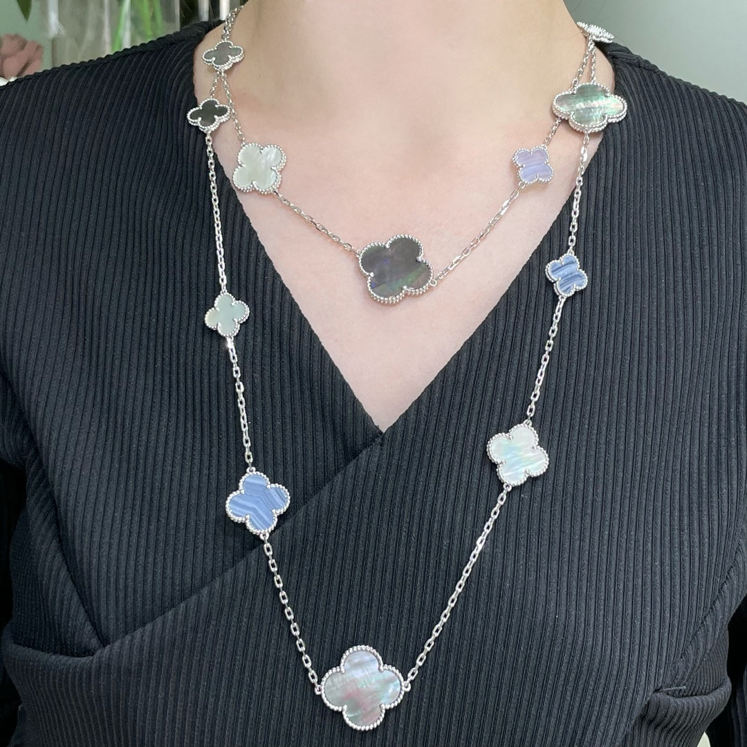 [Kismet Jewels ]CLOVER 16 MOTIF CHALCEDONY MOP SILVER NECKLACE