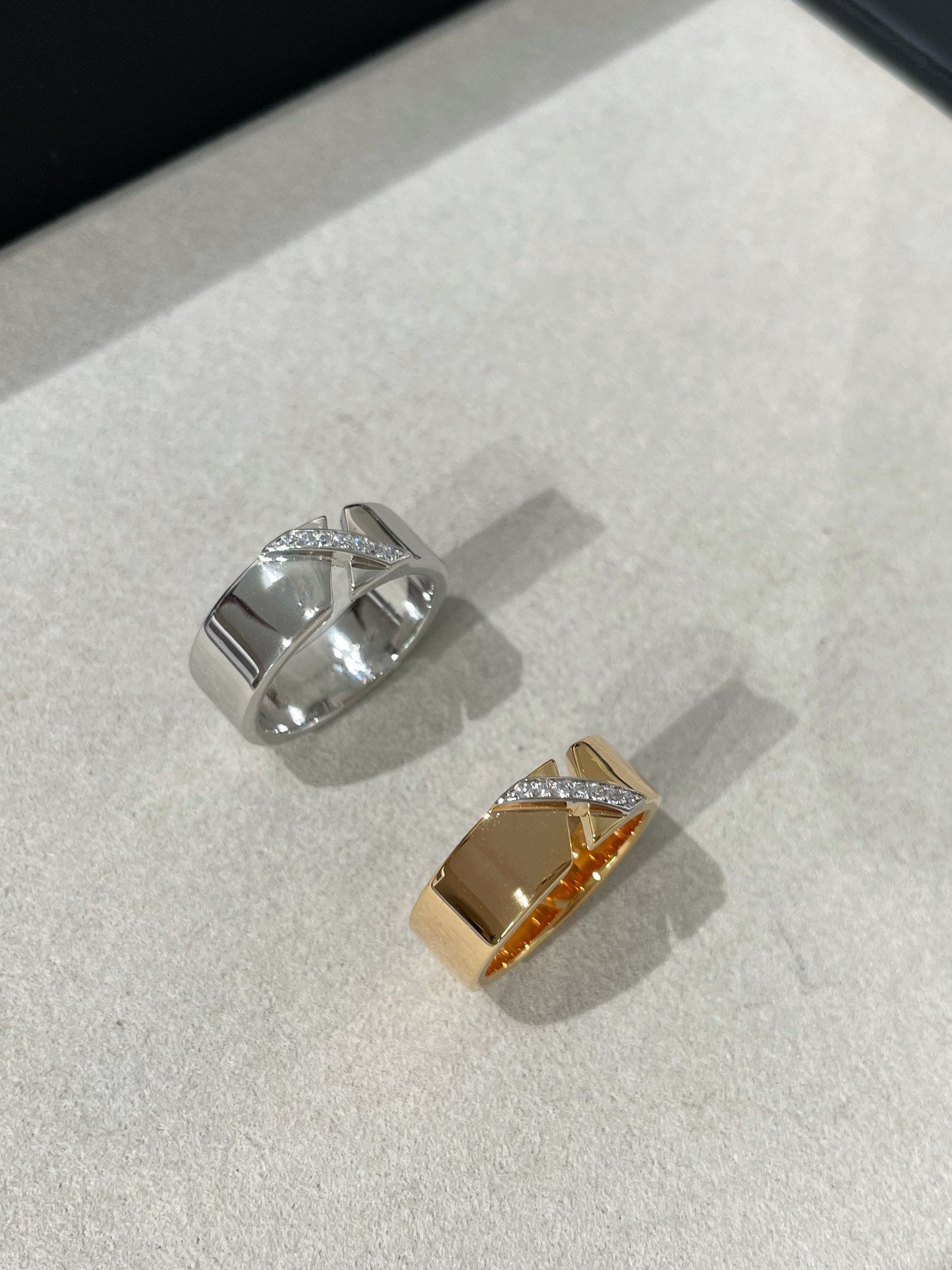 [Kismet Jewels ]LIENS EVIDENCE DIAOMOND RING