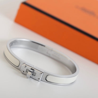 [Kismet Jewels ]HM KELLY WHITE BRACELET