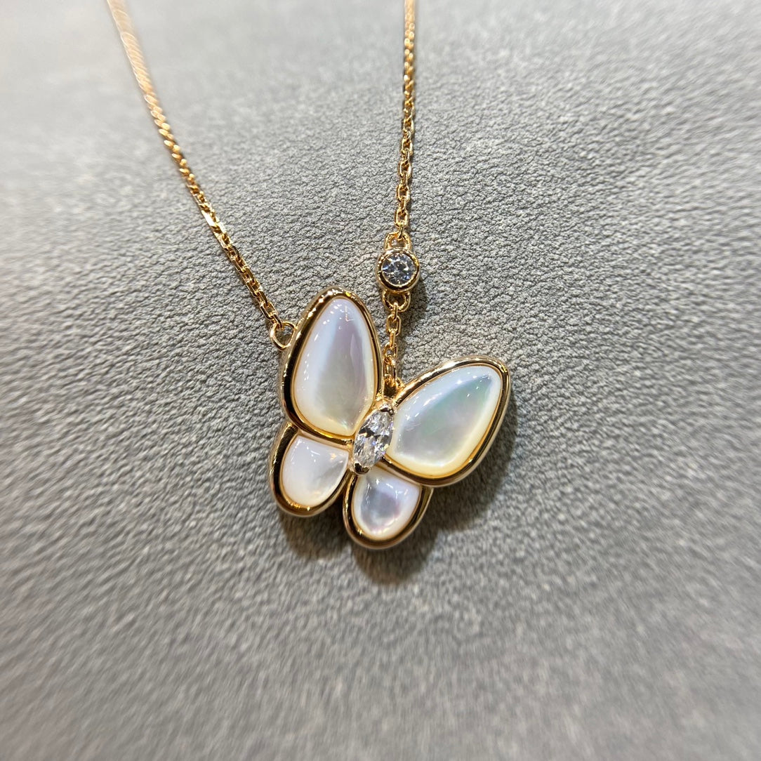 [Kismet Jewels ]BUTTERFLY MOP DIAMOND NECKLACE