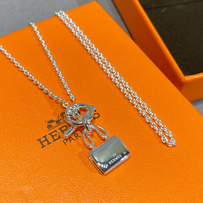 [Kismet Jewels ]CONSTANCE PEDANT SILVER NECKLACE