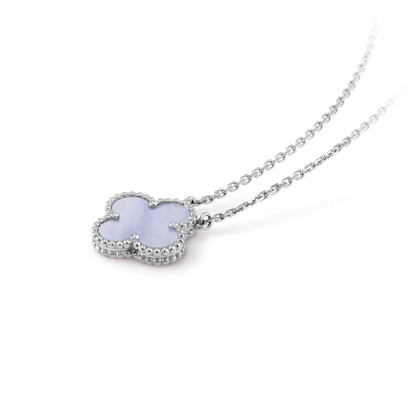 [Kismet Jewels ]CLOVER 15MM BLUE CHALCEDONY NECKLACE SILVER