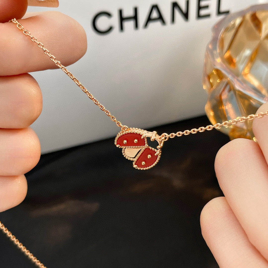 [Kismet Jewels ]LUCKY  CARNELIANS LADYBUG NECKLACE
