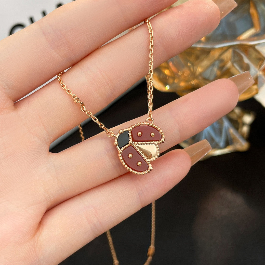[Kismet Jewels ]LUCKY  CARNELIANS LADYBUG NECKLACE