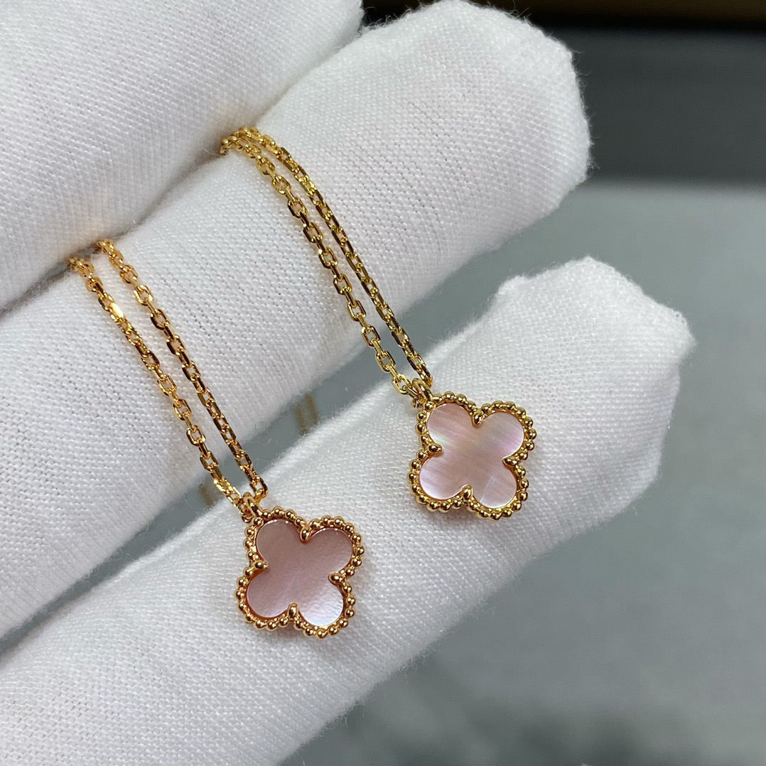 [Kismet Jewels ]CLOVER 15MM PINK MOTHER-OF-PEARL SINGLE FLOWER NECKLACE
