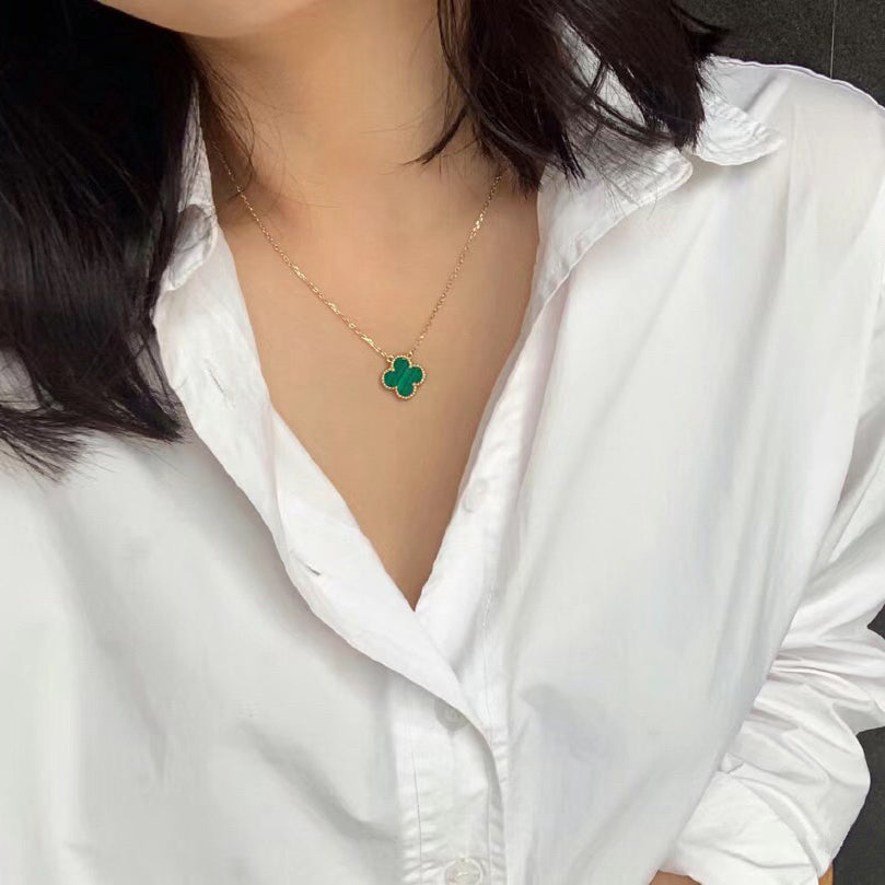 [Kismet Jewels ]CLOVER 15MM MALACHITE SINGLE FLOWER  NECKLACE