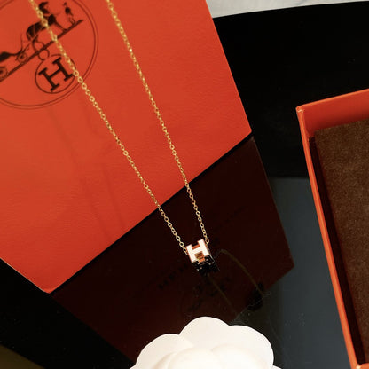[Kismet Jewels ]H WHITE SQUARE GOLD NECKLACE