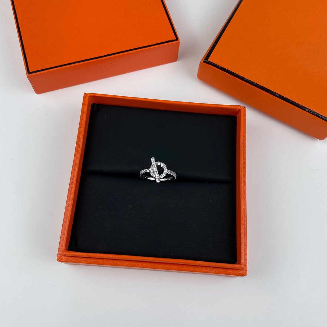 [Kismet Jewels ]ECHAPPEE RING SILVER DIAMOND